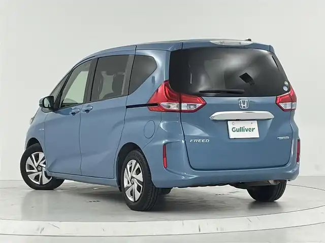 ホンダ フリード ハイブリット G ホンダセンシング 大阪府 2019(令1)年 4.4万km ブルーホライゾンM ホンダセンシング/　・CMBS警報/　・標識認識/　・レーンキープアシスト　LKA/　・先行車発進告知機能/　・レーダークルーズコントロール/純正SDナビ/　Bluetooth/DVD/CD/FM/AM/フルセグTV/バックカメラ/両側パワースライドドア/LEDオートライト/スマートキー/ビルトインETC/ステアリングスイッチ