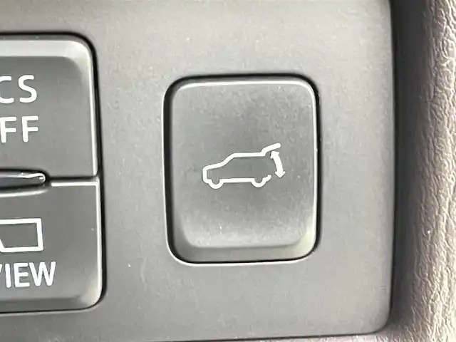 マツダ ＣＸ－８ XD Lパッケージ 千葉県 2018(平30)年 5.9万km スノーフレイクホワイトパールマイカ 禁煙　/純正ナビ/AM＆FM＆CD＆DVD＆Bluetooth＆フルセグTV/後席モニター　/本革シート　/１列目＆２列目シートヒーター　/１列目シートベンチレーション　/レーダークルーズコントロール　/ＬＥＤヘッドライト（オートライト機能付）　/全方位カメラ　/衝突軽減ブレーキ/ヘッドアップディスプレイ/運転席パワーシート（メモリー機能付）/ルーフレール　/フォグランプ/電動パーキングブレーキ/ブラインドスポットモニター/2列目キャプテンシート/自動防眩ルームミラー/リアサンシェード/電動格納サイドミラー/ステアリングヒーター/バックカメラ/アイドリングストップ/ウィンカーミラー/プッシュスタート/ETC