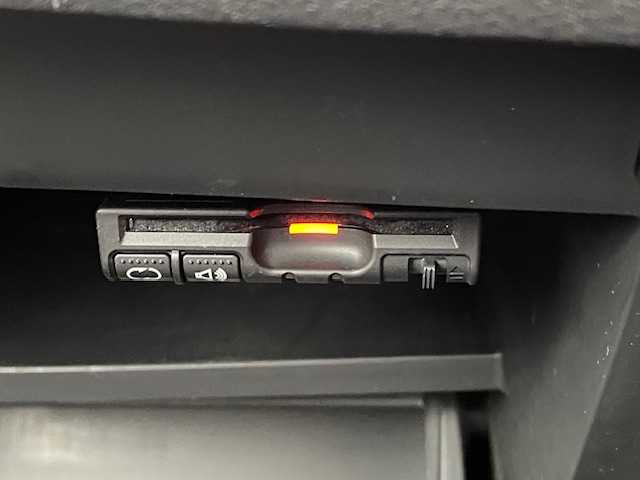 日産 セレナ ハイウェイスター 富山県 2016(平28)年 12.7万km ダイヤモンドブラック (株)IDOMが運営する【じしゃロン富山店】の自社ローン対象車両になります。こちらは現金ご利用時の価格です。自社ローンご希望の方は別途その旨お申付け下さい。/純正ナビ/FM/AM/CD/DVD/TV/SD/Bluetooth/アラウンドビューモニター/パーキングアシスト/エマージェンシーブレーキ/コーナーセンサー/クルーズコントロール/横滑り防止/両側パワースライドドア/前席シートヒーター/ステアリングリモコン/プッシュスタート/スマートキー/スペアキー