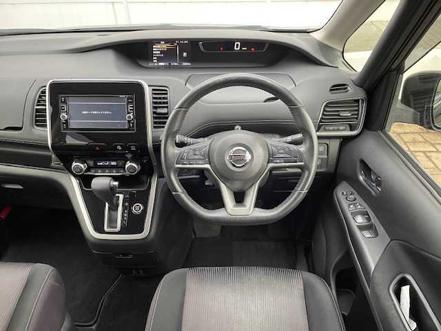 日産 セレナ ハイウェイスター 富山県 2016(平28)年 12.7万km ダイヤモンドブラック (株)IDOMが運営する【じしゃロン富山店】の自社ローン対象車両になります。こちらは現金ご利用時の価格です。自社ローンご希望の方は別途その旨お申付け下さい。/純正ナビ/FM/AM/CD/DVD/TV/SD/Bluetooth/アラウンドビューモニター/パーキングアシスト/エマージェンシーブレーキ/コーナーセンサー/クルーズコントロール/横滑り防止/両側パワースライドドア/前席シートヒーター/ステアリングリモコン/プッシュスタート/スマートキー/スペアキー