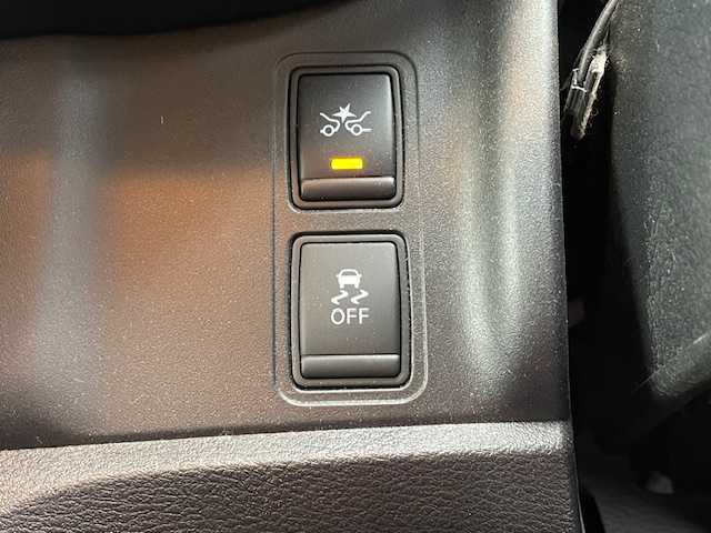 日産 セレナ ハイウェイスター 富山県 2016(平28)年 12.7万km ダイヤモンドブラック (株)IDOMが運営する【じしゃロン富山店】の自社ローン対象車両になります。こちらは現金ご利用時の価格です。自社ローンご希望の方は別途その旨お申付け下さい。/純正ナビ/FM/AM/CD/DVD/TV/SD/Bluetooth/アラウンドビューモニター/パーキングアシスト/エマージェンシーブレーキ/コーナーセンサー/クルーズコントロール/横滑り防止/両側パワースライドドア/前席シートヒーター/ステアリングリモコン/プッシュスタート/スマートキー/スペアキー