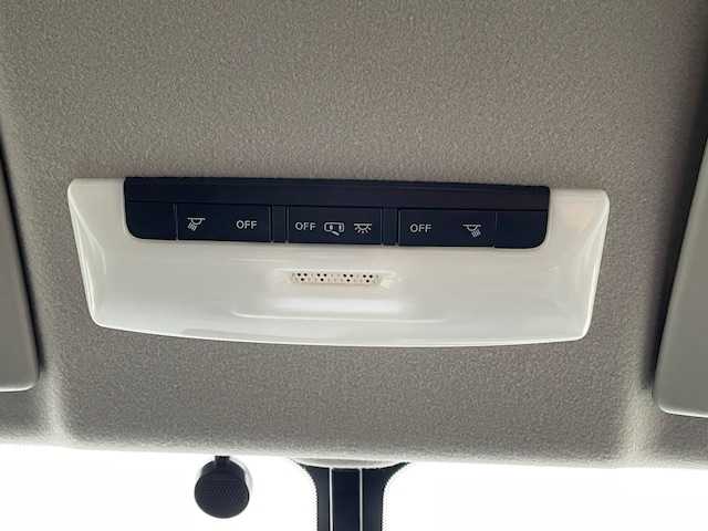 日産 セレナ ハイウェイスター 富山県 2016(平28)年 12.7万km ダイヤモンドブラック (株)IDOMが運営する【じしゃロン富山店】の自社ローン対象車両になります。こちらは現金ご利用時の価格です。自社ローンご希望の方は別途その旨お申付け下さい。/純正ナビ/FM/AM/CD/DVD/TV/SD/Bluetooth/アラウンドビューモニター/パーキングアシスト/エマージェンシーブレーキ/コーナーセンサー/クルーズコントロール/横滑り防止/両側パワースライドドア/前席シートヒーター/ステアリングリモコン/プッシュスタート/スマートキー/スペアキー