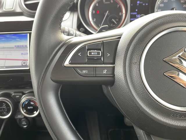 スズキ スイフト HYBRID ML 道北・旭川 2019(令1)年 6.9万km スーパーブラックパール ・４ＷＤ/・純正エンジンスターター/・社外ＳＤナビ/　ＣＤ/ＤＶＤ/ＢＴ/フルセグ/ＳＤ/・バックカメラ////スズキセーフティサポート////アダクティブクルーズコントロール/ブラインドスポットモニター/デュアルセンサーブレーキサポート/誤発進抑制機能/ハイビームアシスト/車線逸脱警報、抑制機能/ふらつき警報/標識認識機能/・社外１６インチアルミホイール/・社外１５インチアルミホイール冬タイヤ積込/・パドルシフト/・ステアリングリモコン/・ドライブレコーダー/・前席シートヒーター/・ＬＥＤライト/・オートライト/・フォグライト/・新車時保証書/・スペアキー×１