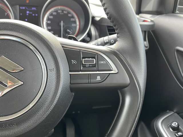 スズキ スイフト HYBRID ML 道北・旭川 2019(令1)年 6.9万km スーパーブラックパール ・４ＷＤ/・純正エンジンスターター/・社外ＳＤナビ/　ＣＤ/ＤＶＤ/ＢＴ/フルセグ/ＳＤ/・バックカメラ////スズキセーフティサポート////アダクティブクルーズコントロール/ブラインドスポットモニター/デュアルセンサーブレーキサポート/誤発進抑制機能/ハイビームアシスト/車線逸脱警報、抑制機能/ふらつき警報/標識認識機能/・社外１６インチアルミホイール/・社外１５インチアルミホイール冬タイヤ積込/・パドルシフト/・ステアリングリモコン/・ドライブレコーダー/・前席シートヒーター/・ＬＥＤライト/・オートライト/・フォグライト/・新車時保証書/・スペアキー×１