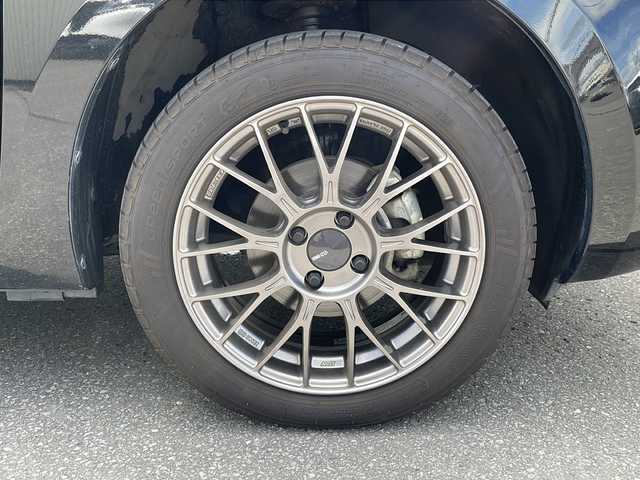 スズキ スイフト HYBRID ML 道北・旭川 2019(令1)年 6.9万km スーパーブラックパール ・４ＷＤ/・純正エンジンスターター/・社外ＳＤナビ/　ＣＤ/ＤＶＤ/ＢＴ/フルセグ/ＳＤ/・バックカメラ////スズキセーフティサポート////アダクティブクルーズコントロール/ブラインドスポットモニター/デュアルセンサーブレーキサポート/誤発進抑制機能/ハイビームアシスト/車線逸脱警報、抑制機能/ふらつき警報/標識認識機能/・社外１６インチアルミホイール/・社外１５インチアルミホイール冬タイヤ積込/・パドルシフト/・ステアリングリモコン/・ドライブレコーダー/・前席シートヒーター/・ＬＥＤライト/・オートライト/・フォグライト/・新車時保証書/・スペアキー×１