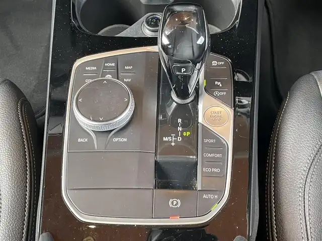 ＢＭＷ １１８ｄ プレイ エディションジョイ+ 鹿児島県 2020(令2)年 6万km 白 禁煙車/ワンオーナー/純正ナビ/純正フロアマット/ドライブレコーダー/バックカメラ/LEDヘッドライト/横滑り防止装置/オートライト/電動リアゲート