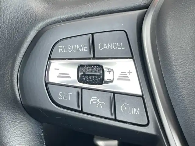 ＢＭＷ １１８ｄ プレイ エディションジョイ+ 鹿児島県 2020(令2)年 6万km 白 禁煙車/ワンオーナー/純正ナビ/純正フロアマット/ドライブレコーダー/バックカメラ/LEDヘッドライト/横滑り防止装置/オートライト/電動リアゲート