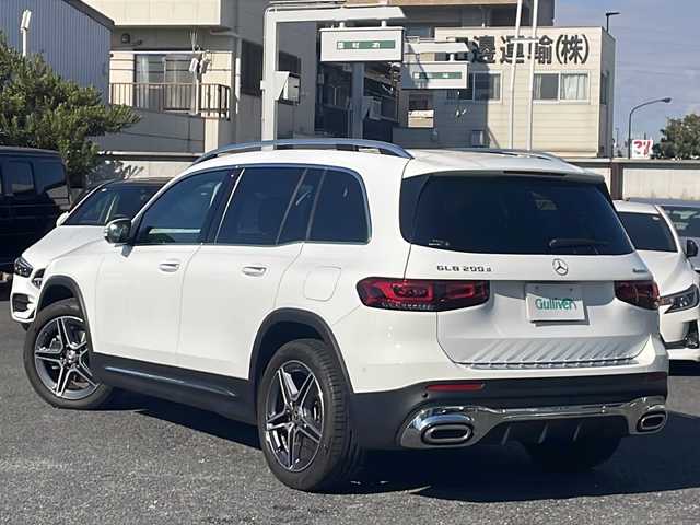メルセデス・ベンツ Ｍ・ベンツ ＧＬＢ２００ｄ 4マチック AMGライン 東京都 2021(令3)年 3.3万km ポーラホワイト 純正メーカーナビ/【Bluetooth/TV/USB/AM/FM】/ETC2.0タイプ/バックカメラ/アラウンドビューモニター/アクティブブレーキアシスト/アクティブレーンキープアシスト/アクティヴステアリングアシスト/レーダークルーズコントロール/ヘッドアップディスプレイ/ブラインドスポットモニター/ドライブレコーダー/サンルーフ/置くだけ充電/パワーバックドア/D/Nシートヒーター/D/Nパワーシート/D/Nメモリーシート/プッシュスタート/スマートキー×2