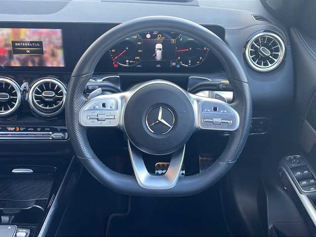 メルセデス・ベンツ Ｍ・ベンツ ＧＬＢ２００ｄ 4マチック AMGライン 東京都 2021(令3)年 3.3万km ポーラホワイト 純正メーカーナビ/【Bluetooth/TV/USB/AM/FM】/ETC2.0タイプ/バックカメラ/アラウンドビューモニター/アクティブブレーキアシスト/アクティブレーンキープアシスト/アクティヴステアリングアシスト/レーダークルーズコントロール/ヘッドアップディスプレイ/ブラインドスポットモニター/ドライブレコーダー/サンルーフ/置くだけ充電/パワーバックドア/D/Nシートヒーター/D/Nパワーシート/D/Nメモリーシート/プッシュスタート/スマートキー×2