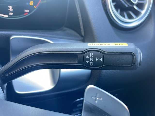 メルセデス・ベンツ Ｍ・ベンツ ＧＬＢ２００ｄ 4マチック AMGライン 東京都 2021(令3)年 3.3万km ポーラホワイト 純正メーカーナビ/【Bluetooth/TV/USB/AM/FM】/ETC2.0タイプ/バックカメラ/アラウンドビューモニター/アクティブブレーキアシスト/アクティブレーンキープアシスト/アクティヴステアリングアシスト/レーダークルーズコントロール/ヘッドアップディスプレイ/ブラインドスポットモニター/ドライブレコーダー/サンルーフ/置くだけ充電/パワーバックドア/D/Nシートヒーター/D/Nパワーシート/D/Nメモリーシート/プッシュスタート/スマートキー×2