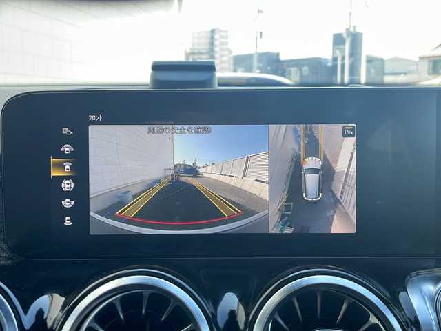 メルセデス・ベンツ Ｍ・ベンツ ＧＬＢ２００ｄ 4マチック AMGライン 東京都 2021(令3)年 3.3万km ポーラホワイト 純正ナビ/フルセグ/アラウンドビューモニター/サンルーフ/レーダークルーズコントロール/アクティブブレーキアシスト/アクティブレーンキープアシスト/アクティヴステアリングアシスト/ヘッドアップディスプレイ/ブラインドスポットモニター/ドライブレコーダー/置くだけ充電/パワーバックドア/D/Nシートヒーター/D/Nパワーシート/D/Nメモリーシート/プッシュスタート/スマートキー×2