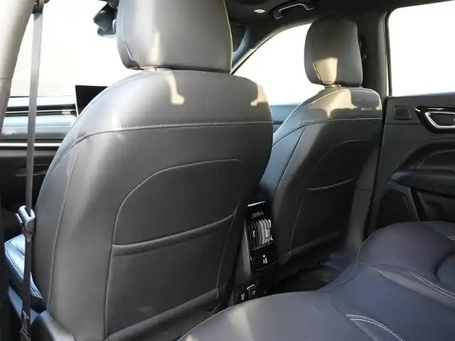 クライスラー・ジープ ジープ コンパス 80thアニバーサリーED 静岡県 2022(令4)年 4.1万km グレー 禁煙車/パノラミックサンルーフ/ルーフレール/ハンズフリーパワーリフトゲート/ヒルスタートアシスト/エレクトロニックパーキングブレーキ/オートブレーキホールド/衝突軽減ブレーキ/アドバンストブレーキアシスト/アダプティブクルーズコントロール/アクティブレーンマネージメント/BSM/リアクロスバスディテクション/サラウンドビューカメラ/インテリジェントスピードアシスト/ドライバーアテンションアラート/フロントリアパークアシスト/10．1型タッチパネルモニター/・AM/FM/DTV/Bluetooth/USB/AppleCarPlay/AndroidAuto/アルパインプレミアムサウンド/ヒーテッドステアリングホイール/革巻ステアリング/ステアリングスイッチ/LEDヘッドライト/オートハイビーム/オートライト/自動防舷ルームミラー/黒レザーシート/シートメモリー（D）/パワーシート/シートヒーター（D/N）/スマートキー/プッシュスタート/スペアキー/ETC２．０/純正フロアマット/純正18インチホイール/スペアタイヤ