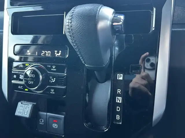 トヨタ ルーミー カスタムG－T 福島県 2021(令3)年 8.5万km ブラックマイカメタリック ワンオーナー/スマートアシスト/・衝突回避支援ブレーキ機能/・車線逸脱警報機能/・ブレーキ制御付誤発信抑制機能/・アダプティブドライビングビーム/・アダプティブクルーズコントロール/・パノラミックヴューモニター/・衝突警報機能/・コーナーセンサー/純正9インチディスプレイオーディオ/【Bluetooth/USB/フルセグTV】/両側パワースライドドア/前席シートヒーター/社外レーダー/ビルトインETC2.0/LEDヘッドライト/・オートライト/・フォグランプ/スマートキー/・プッシュスタート/・スペアキー/革巻きステアリング/・ステアリングリモコン/取扱説明書/新車時保証書