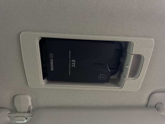 マツダ ＣＸ－３ XD ツーリング 鹿児島県 2016(平28)年 0.3万km ジェットブラックマイカ 純正ナビ/（CD/DVD/BT/フルセグTV）/クルーズコントロール/ヘッドアップディスプレイ/ブラインドスポットモニター/衝突被害軽減ブレーキ/レーンキープアシスト/オートライト/バックカメラ/ハーフレザーシート