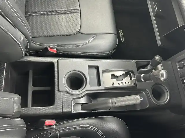 トヨタ ＦＪクルーザー 熊本県 2014(平26)年 4.5万km ブラック/ホワイト ワンオーナー/禁煙車　/社外ナビMDV-X701W（フルセグ・ＢＴ）/ＥＴＣ　/ＨＥＲＩＴＡＧＥマフラー　/背面ハードタイヤケース　/横滑り防止　/社外フロアマット　/社外２０インチＡＷ　/スペアキー２本　/保証書　/取扱説明書