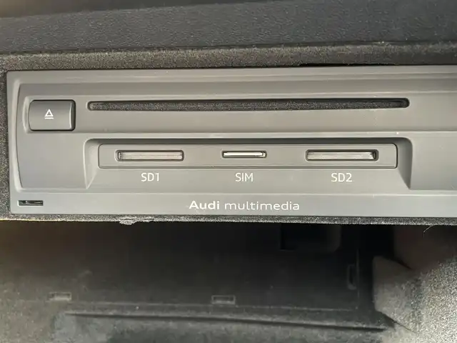 アウディ ＴＴクーペ 2．0 TFSI 佐賀県 2015(平27)年 11万km ミトスブラックメタリック バーチャルコックピット/Audi connect/MMI（Multi Media Interface）/・ナビゲーション/・オーディオビジュアルプレーヤー/・CD/DVD/USB/Bluetooth/フルセグTV/・ハンズフリーテレフォン/パドルシフト/Drive Select/アイドリングストップ/クリアランスソナー/クルーズコントロール/スピードリミッター/電子パーキング/オートブレーキホールド/スマートキー/EURO AFG18インチアルミホイール/純正アルミホイール車載/LEDヘッドライト/オートライト/スペアキー/ETC