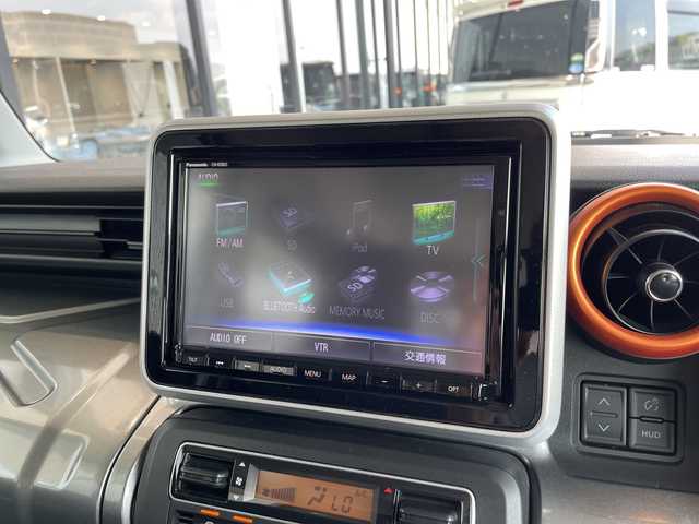 スズキ スペーシア ギア HYBRID XZ 愛知県 2021(令3)年 5.7万km オフブルーメタリック/ガンメタリック2トーンルーフ 純正８型SDナビ/全方位カメラ/両側パワースライドドア/レーダークルーズコントロール/シートヒーター/バックカメラ/ヘッドアップディスプレイ/コーナーセンサー/純正アルミホイール/ルーフレール/LEDヘッドライト/オートマチックハイビーム/ドライブレコーダー/衝突軽減システム/フルセグ/CD/DVD/Bluetooth/ステアリングスイッチ/スマートキー/プッシュスタート