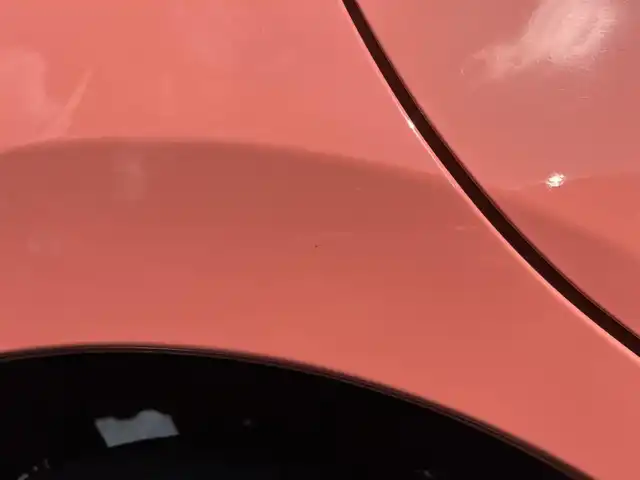 ダイハツ ブーン スタイル SAⅢ 三重県 2019(令1)年 3.1万km ホワイト/ジューシーピンクメタリック 2トーン 純正ナビ・パノラマモニター装着アップグレードパック/（Bluetooth/地デジTV/CD/DVD/AM/FM/SD/USB）/ホワイトルーフ/ホワイトドアミラー/ドライブレコーダー（前）/全方位カメラ/スマートアシスト3/・衝突警報機能/・衝突回避支援ブレーキ機能/・誤発進抑制制御機能/・車線逸脱警報機能/・オートハイビーム/・先行車発進お知らせ機能/ETC/LEDくクリアランスランプ付ヘッドランプ/オートライト/ステアリングスイッチ/USBポート（NAVI/CHARGE）/プッシュスタート/スペアキー/オプティトロンメーター（シルバーリング付自発光式アナログメーター）/シルバー加飾付ウレタン製ステアリング/マゼンタ加飾付ホワイト/ブラックツートンスエード調トリコットシート/運転席シートリフター/助手席シートアンダートレイ/助手席アッパーボックス/リア6：4分割可倒式シート