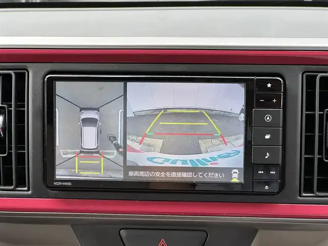 ダイハツ ブーン スタイル SAⅢ 三重県 2019(令1)年 3.1万km ホワイト/ジューシーピンクメタリック 2トーン 純正ナビ・パノラマモニター装着アップグレードパック/（Bluetooth/地デジTV/CD/DVD/AM/FM/SD/USB）/ホワイトルーフ/ホワイトドアミラー/ドライブレコーダー（前）/全方位カメラ/スマートアシスト3/・衝突警報機能/・衝突回避支援ブレーキ機能/・誤発進抑制制御機能/・車線逸脱警報機能/・オートハイビーム/・先行車発進お知らせ機能/ETC/LEDくクリアランスランプ付ヘッドランプ/オートライト/ステアリングスイッチ/USBポート（NAVI/CHARGE）/プッシュスタート/スペアキー/オプティトロンメーター（シルバーリング付自発光式アナログメーター）/シルバー加飾付ウレタン製ステアリング/マゼンタ加飾付ホワイト/ブラックツートンスエード調トリコットシート/運転席シートリフター/助手席シートアンダートレイ/助手席アッパーボックス/リア6：4分割可倒式シート