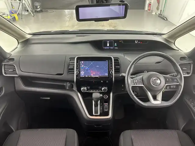 日産 セレナ ハイウェイスターVセレクションⅡ 愛知県 2019(令1)年 6.3万km ダイヤモンドブラック 禁煙車/ワンオーナー/純正9インチナビ/（CD/DVD/Bluetooth/フルセグTV/Blu-ray/SD)/全方位カメラ/フリップダウンモニター/衝突軽減ブレーキ/レーダークルーズコントロール/レーンキープアシスト/オートマチックハイビーム/プロパイロット/コーナーセンサー/インテリジェントルームミラー/ETC/ドライブレコーダー/両側パワースライドドア/純正16インチアルミホイール/スマートキー/スペアキー1本/プッシュスタート/LEDヘッドライト/オートライト/フロントフォグランプ/純正フロアマット/横滑り防止装置