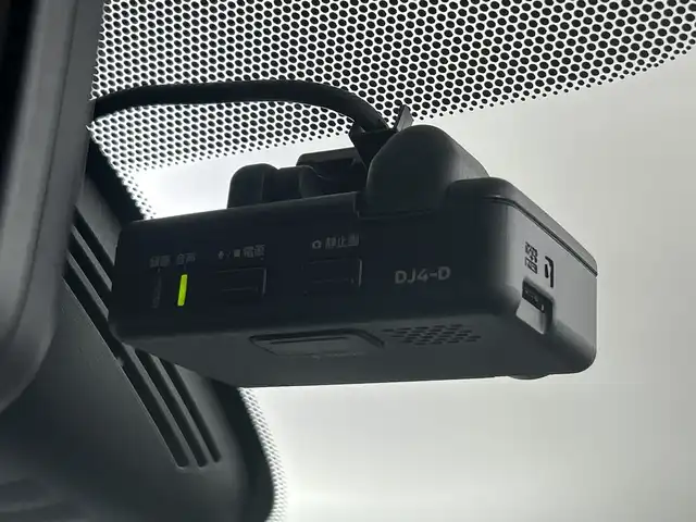 日産 セレナ ハイウェイスターVセレクションⅡ 愛知県 2019(令1)年 6.3万km ダイヤモンドブラック 禁煙車/ワンオーナー/純正9インチナビ/（CD/DVD/Bluetooth/フルセグTV/Blu-ray/SD)/全方位カメラ/フリップダウンモニター/衝突軽減ブレーキ/レーダークルーズコントロール/レーンキープアシスト/オートマチックハイビーム/プロパイロット/コーナーセンサー/インテリジェントルームミラー/ETC/ドライブレコーダー/両側パワースライドドア/純正16インチアルミホイール/スマートキー/スペアキー1本/プッシュスタート/LEDヘッドライト/オートライト/フロントフォグランプ/純正フロアマット/横滑り防止装置