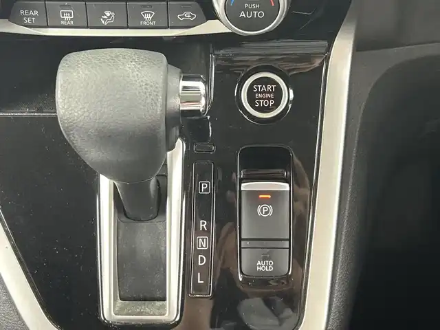 日産 セレナ ハイウェイスターVセレクションⅡ 愛知県 2019(令1)年 6.3万km ダイヤモンドブラック 禁煙車/ワンオーナー/純正9インチナビ/（CD/DVD/Bluetooth/フルセグTV/Blu-ray/SD)/全方位カメラ/フリップダウンモニター/衝突軽減ブレーキ/レーダークルーズコントロール/レーンキープアシスト/オートマチックハイビーム/プロパイロット/コーナーセンサー/インテリジェントルームミラー/ETC/ドライブレコーダー/両側パワースライドドア/純正16インチアルミホイール/スマートキー/スペアキー1本/プッシュスタート/LEDヘッドライト/オートライト/フロントフォグランプ/純正フロアマット/横滑り防止装置