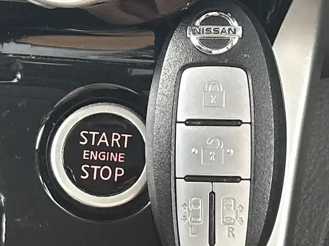 日産 セレナ ハイウェイスターVセレクションⅡ 愛知県 2019(令1)年 6.3万km ダイヤモンドブラック 禁煙車/ワンオーナー/純正9インチナビ/（CD/DVD/Bluetooth/フルセグTV/Blu-ray/SD)/全方位カメラ/フリップダウンモニター/衝突軽減ブレーキ/レーダークルーズコントロール/レーンキープアシスト/オートマチックハイビーム/プロパイロット/コーナーセンサー/インテリジェントルームミラー/ETC/ドライブレコーダー/両側パワースライドドア/純正16インチアルミホイール/スマートキー/スペアキー1本/プッシュスタート/LEDヘッドライト/オートライト/フロントフォグランプ/純正フロアマット/横滑り防止装置