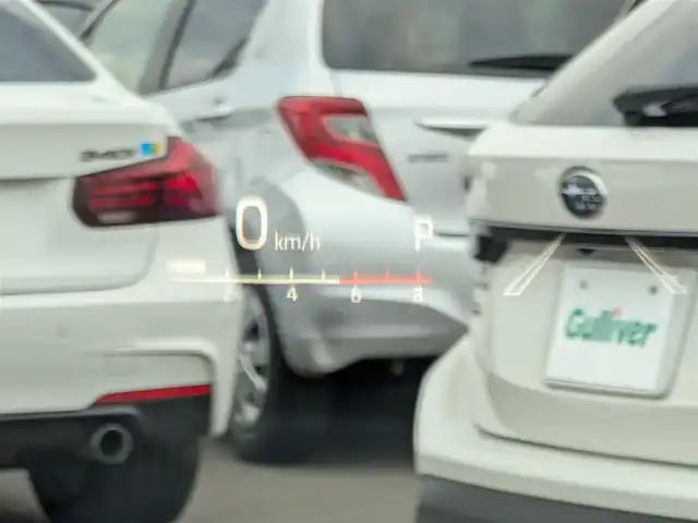 トヨタ ヤリスクロス ハイブリッド Z 福井県 2021(令3)年 3.7万km ブラックマイカ/ホワイトパールクリスタルシャイン 2トーン ワンオーナー車/純正ディスプレイオーディオ/AM/FM/フルセグ/BTCD/USB/Miracast/バックカメラ/全車速追従機能付クルーズコントロール/前後コーナーセンサー/衝突被害軽減システム/レーンキープアシスト/横滑り防止装置/盗難防止装置/アイドリングストップ/SOSボタン/ビルトインETC/前席シートヒーター/純正フロアマット/ダブル＋サイドエアバッグ/カーテンエアバッグ/LEDヘッドライト/Fフォグ/スマートキー