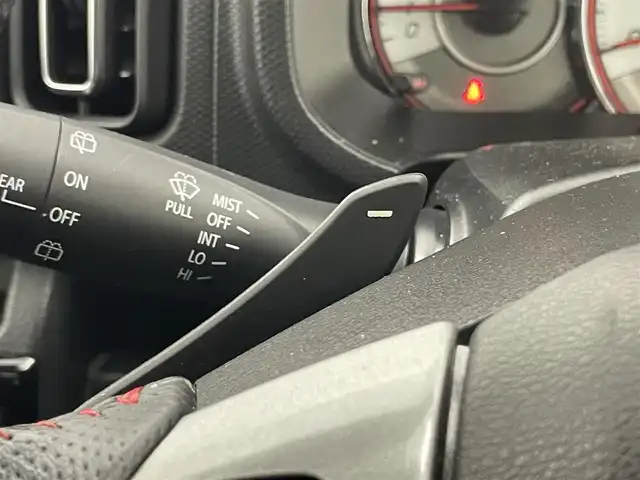 スズキ アルト ワークス 埼玉県 2018(平30)年 4.6万km ピュアホワイトP 衝突軽減ブレーキ/純正SDナビ/バックカメラ/レカロシート/革巻きステアリング/ステアリングリモコン/LEDライト/フォグライト/スマートキー/プッシュスタート