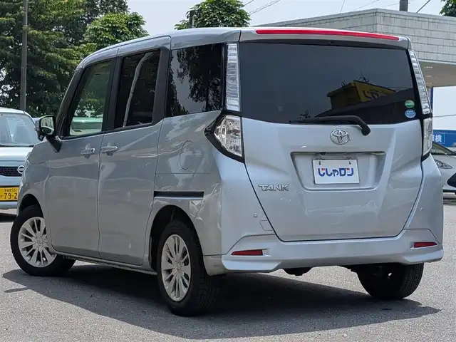 トヨタ タンク G S 栃木県 2018(平30)年 14.4万km ブライトシルバーM (株)IDOMが運営する【じしゃロン宇都宮店】の自社ローン対象車両になります。こちらは現金またはオートローンご利用時の価格です。自社ローンご希望の方は別途その旨お申付け下さい/純正SDナビ/両側パワースライドドア/クルーズコントロール/コーナーセンサー/バックカメラ/スマートキー/プッシュスタート/ステアリングスイッチ/フォグランプ/電格ミラー/ドアミラーウインカー/アイドリングストップ