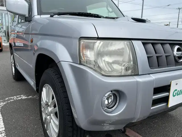 日産 キックス RX 道央・札幌 2009(平21)年 8.2万km クールシルバー ４WD/社外HDDナビ(AM/FM)/ワンセグ（走行中視聴可能）/ドアバイザー/ETC/フォグランプ/ヘッドライトレベライザー/電動格納ミラー/バニティミラー/運転席シートヒーター/積込タイヤ/スペアキー