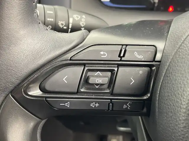 トヨタ アクア Z 群馬県 2023(令5)年 2.5万km クリアベージュメタリック 純正１０．５型ナビ　全周囲カメラ　フルセグＴＶ　アダクティブクルーズコントロール　ブラインドスポットモニター　衝突被害軽減システム　シートヒーター　ハンドルヒーター　パワーシート　ＬＥＤ　ＥＴＣ　禁煙