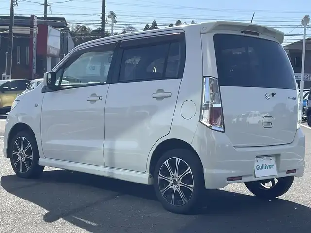 スズキ ワゴンＲ スティングレー X 鹿児島県 2010(平22)年 11.1万km パールホワイト パイオニアナビ/CD/DVD/HIDライト/ETC/プッシュスタート