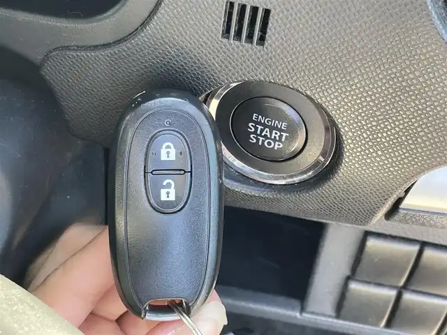 スズキ ワゴンＲ スティングレー X 鹿児島県 2010(平22)年 11.1万km パールホワイト パイオニアナビ/CD/DVD/HIDライト/ETC/プッシュスタート