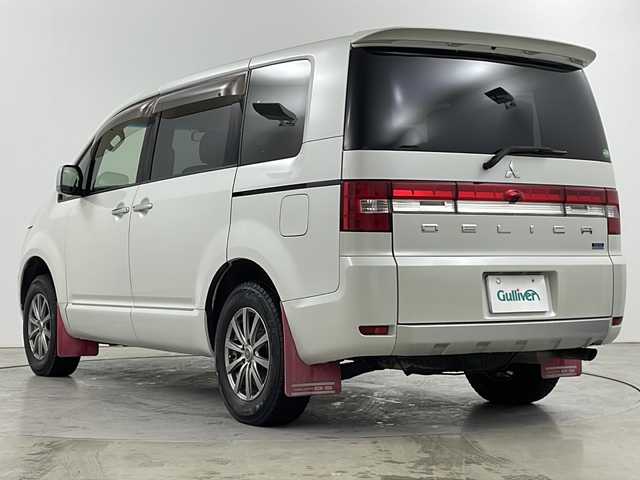 三菱 デリカＤ：５ D－Premium 道央・札幌 2014(平26)年 6.8万km ウォームホワイトパール ・４WD/・純正ナビ（CD/DVD/BT/SD/USB）/・フルセグ/・フリップダウンモニター/・バックカメラ/・両側パワースライド/・HIDライト/・フォグランプ/・パドルシフト/・D席シートヒーター/・電動リアゲート/・電動格納ミラー/・ETC/・横滑り防止