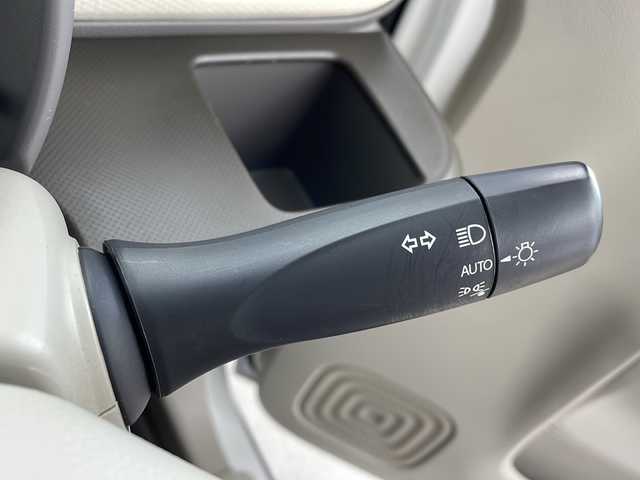 スズキ ラパン G 鹿児島県 2023(令5)年 1.6万km ピュアホワイトP 社外ディスプレイオーディオ/（BT/CD/USB）/バックカメラ/ビルトインETC/デュアルカメラブレーキサポート/誤発進抑制機能/後退時ブレーキサポート/リヤパーキングセンサー/車線逸脱警報機能/アイドリングストップ/ヘットライトレベライザー/純正14インチAW/社外フロアマット
