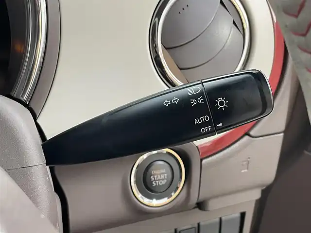 スズキ ラパン ショコラ X 宮崎県 2015(平27)年 4.8万km シャンパンピンクPM 社外SDナビ【MDV-D503】（Bluetooth/CD/DVD/TV）/ETC/プッシュスタート/スマートキー/電動格納ミラー/アイドリングストップ/純正フロアマット