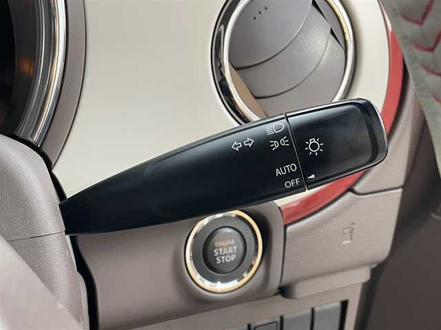 スズキ ラパン ショコラ X 宮崎県 2015(平27)年 4.8万km シャンパンピンクPM 社外SDナビ【MDV-D503】（Bluetooth/CD/DVD/TV）/ETC/プッシュスタート/スマートキー/電動格納ミラー/オートライト/キノセンヘッドランプ/アイドリングストップ/純正フロアマット