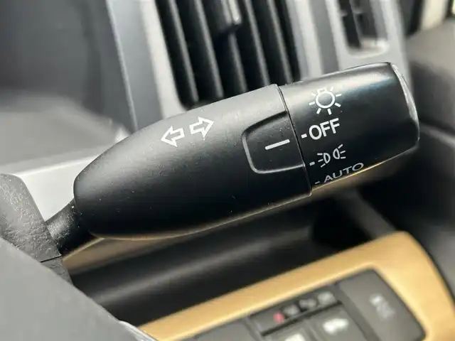 ホンダ ステップワゴン L 鹿児島県 2011(平23)年 9.9万km プレミアムホワイトパール 純正ナビ/(ワンセグ/DVD/CD)/全方位カメラ/前方ドライブレコーダー/両側パワースライドドア/ETC/ステアリングリモコン/社外アルミホイール/純正フロアマット/ドアバイザー/オートライト/ECON/スマートキー