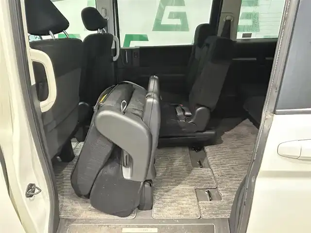 ホンダ ステップワゴン L 鹿児島県 2011(平23)年 9.9万km プレミアムホワイトパール 純正ナビ/(ワンセグ/DVD/CD)/全方位カメラ/前方ドライブレコーダー/両側パワースライドドア/ETC/ステアリングリモコン/社外アルミホイール/純正フロアマット/ドアバイザー/オートライト/ECON/スマートキー