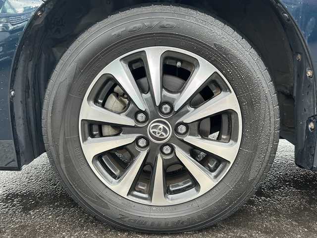 トヨタ エスクァイア Gi プレミアムパッケージ 香川県 2017(平29)年 4.3万km ブラッキッシュアゲハガラスフレーク 純正８インチナビ/CD/DVD/ブルーレイ/サンルーフ/バックカメラ/両側パワースライドドア/ＬＥＤヘッドライト/レーンキープ/オートマチックハイビーム/衝突軽減ブレーキ/ＥＴＣ/アイドリングストップ/クルーズコントロール