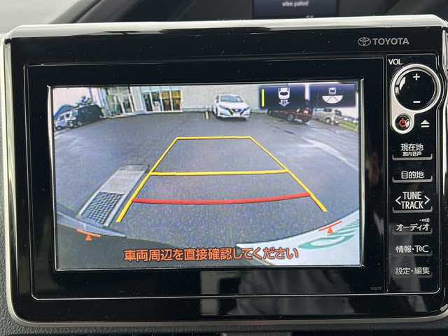 トヨタ エスクァイア Gi プレミアムパッケージ 香川県 2017(平29)年 4.3万km ブラッキッシュアゲハガラスフレーク 純正８インチナビ/CD/DVD/ブルーレイ/サンルーフ/バックカメラ/両側パワースライドドア/ＬＥＤヘッドライト/レーンキープ/オートマチックハイビーム/衝突軽減ブレーキ/ＥＴＣ/アイドリングストップ/クルーズコントロール