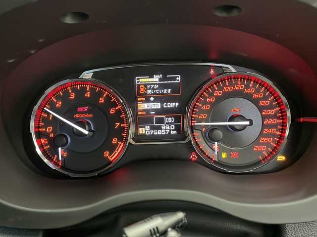 スバル ＷＲＸ ＳＴＩ STI 長野県 2016(平28)年 7.6万km ダークグレーメタリック 4WD/6MT/ターボ/純正SDナビ（DISC/SD/FM/AM//フルセグTV/Bluetooth/USB）/SI-DRIVE/DCCD（ドライバーズコントロールセンターデフ）/前方ドラレコ/フロントガラスヒーター/オートワイパー/LEDヘッドライト/ヘッドライトウォッシャー/ヘッドライトレベライザー/電格ウインカーミラー/フォグライト/リアフォグ/プッシュスタートボタン/ビルトインETC/ALL AUTOパワーウインドウ/D席パワーシート/ハーフレザーシート/純正18インチアルミ/純正McGard製ホイールロックナット/アルミスポーツペダル/インプレッサ用ラゲッジマット/スペアキー×1