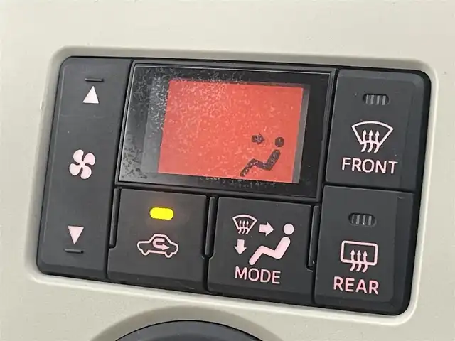 ダイハツ ミラ ココア プラスX 埼玉県 2016(平28)年 4.6万km ココアベージュマイカメタリック 社外メモリナビ【CN-E310D】/（CD/Ｂｌｕｅｔｏｏｔｈ/ワンセグ）/バックカメラ/前後ドライブレコーダー/アイドリングストップ/ＥＴＣ/ＨＩＤライト/フォグライト/ルーフレール