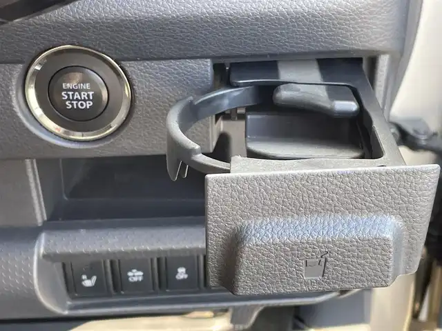 スズキ ハスラー X 福岡県 2018(平30)年 3.5万km スチールシルバーM 社外ナビ(CN-E300D) /CD/ワンセグTV/Bluetooth/バックカメラ /D/N席シートヒーター /レーダーブレーキサポート /アイドリングストップ /純正15インチアルミホイール　/電格ミラー　/オートライト