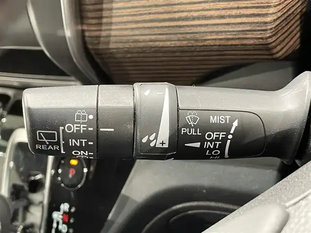ホンダ フリード ハイブリット クロスター ホンダセンシング 愛知県 2021(令3)年 3.4万km シルバーミストグリーンM 純正ナビ　/（Bluetooth/FM/AM/SD/CD・DVD再生/地デジ/iPod)/両側パワースライドドア　/ホンダセンシング/　　-レーダークルーズコントロール　/　　-衝突軽減ブレーキ　/　　-車線逸脱警報/　　-先行車発進お知らせ機能/　　-標識認識機能/シートヒーター　/ビルトインＥＴＣ　/ＬＥＤヘッドライト　/バックカメラ　/前後ドライブレコーダー　/純正フロアマット　/ＬＥＤフォグランプ/プッシュスタート/　　-スマートキー