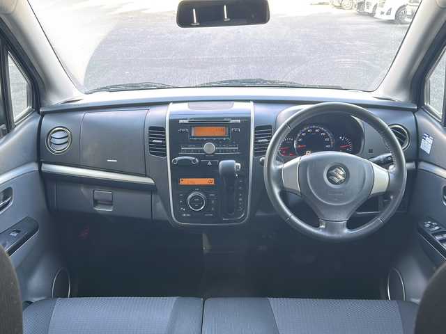 スズキ ワゴンＲ スティングレー X 京都府 2008(平20)年 6万km スパークブラックパール ワンオーナー/純正オーディオ/・CD/FM/AM/ETC/盗難防止装置/革巻きステアリング/スマートキー×2/プッシュスタートボタン/オートエアコン/純正14インチアルミホイール/純正フロアマット/取扱説明書/保証書