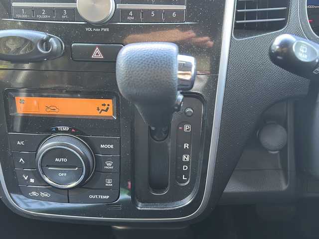 スズキ ワゴンＲ スティングレー X 京都府 2008(平20)年 6万km スパークブラックパール ワンオーナー/純正オーディオ/・CD/FM/AM/ETC/盗難防止装置/革巻きステアリング/スマートキー×2/プッシュスタートボタン/オートエアコン/純正14インチアルミホイール/純正フロアマット/取扱説明書/保証書