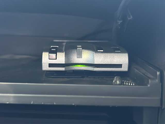 スズキ ワゴンＲ スティングレー X 京都府 2008(平20)年 6万km スパークブラックパール ワンオーナー/純正オーディオ/・CD/FM/AM/ETC/盗難防止装置/革巻きステアリング/スマートキー×2/プッシュスタートボタン/オートエアコン/純正14インチアルミホイール/純正フロアマット/取扱説明書/保証書