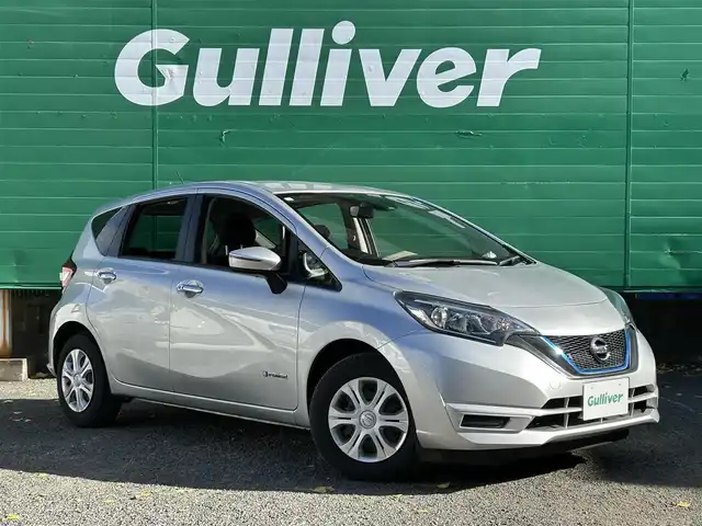 日産 ノート e－パワー X 東京都 2016(平28)年 2.5万km ブリリアントシルバー ワンオーナー/純正ナビ（MJ116D-W)/・フルセグTV/Bluetoothオーディオ/DVD/バックカメラ/レーンキープアシスト/衝突軽減システム/ステアリングスイッチ/オートライト/ETC/スマートキー/スペアキー×1/保証書/整備記録簿/取扱説明書